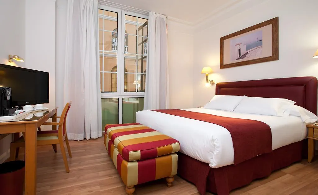 ****  Senator Cadiz Hotel Spain