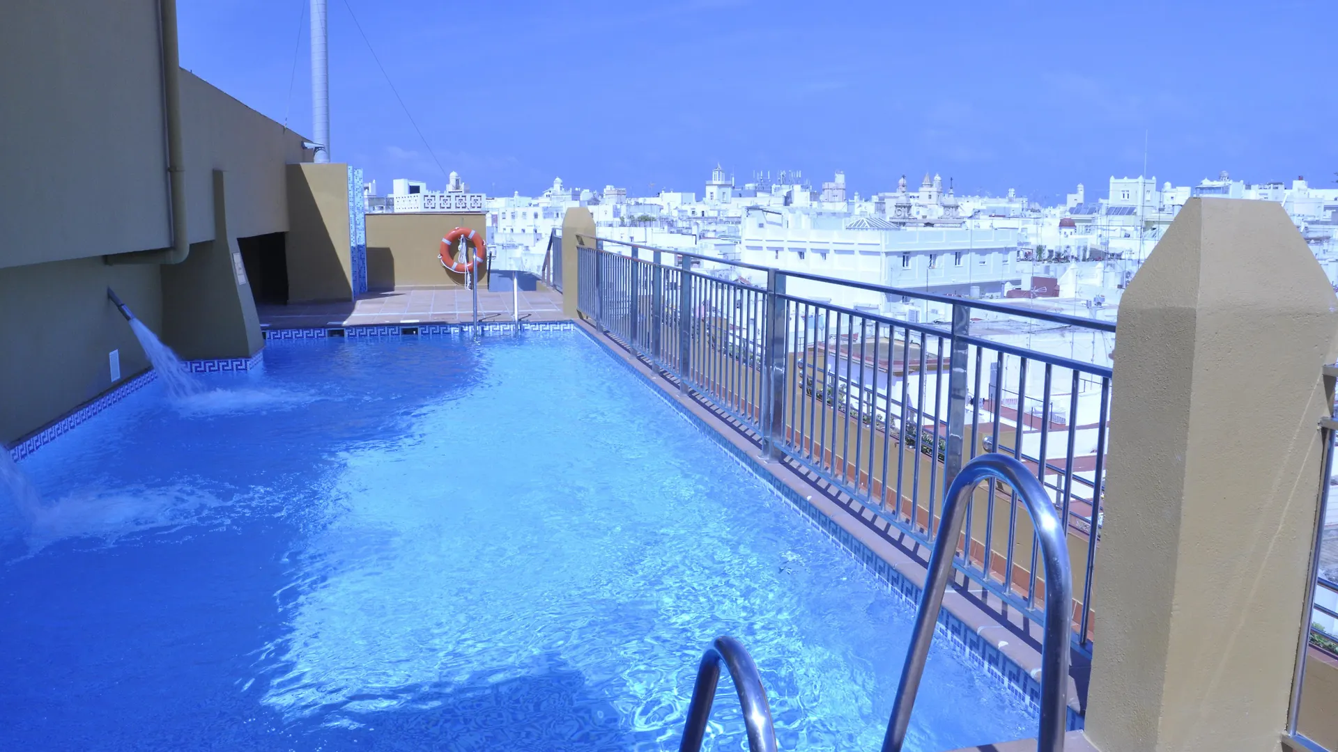 Senator Cádiz Spa Hotel 4*,