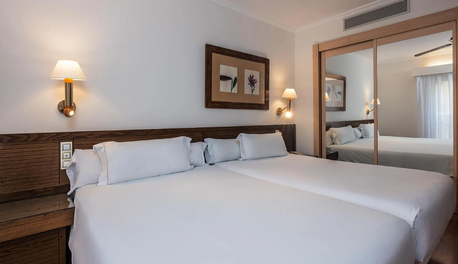 Senator Cádiz Spa Hotel